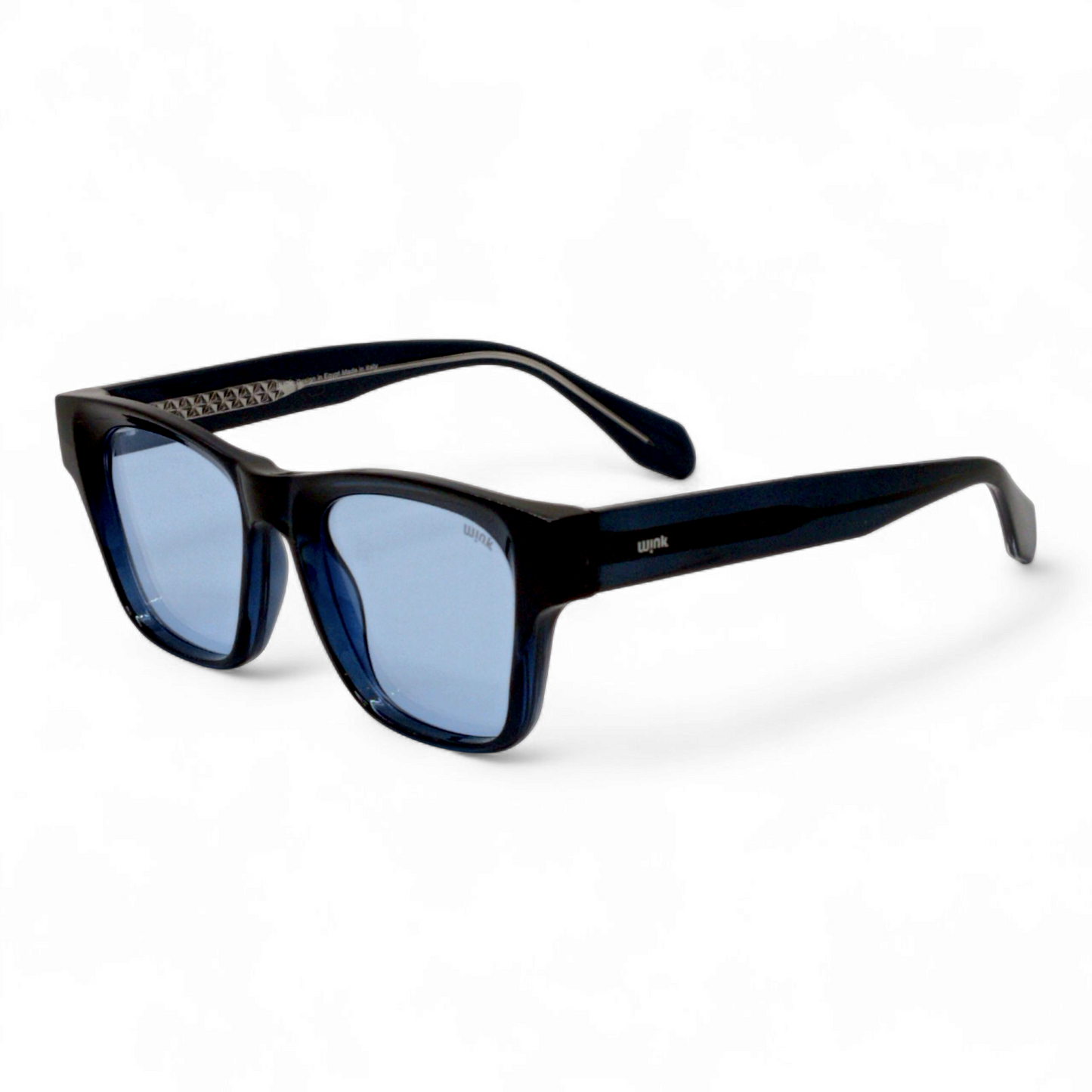 a Wink 121 blue