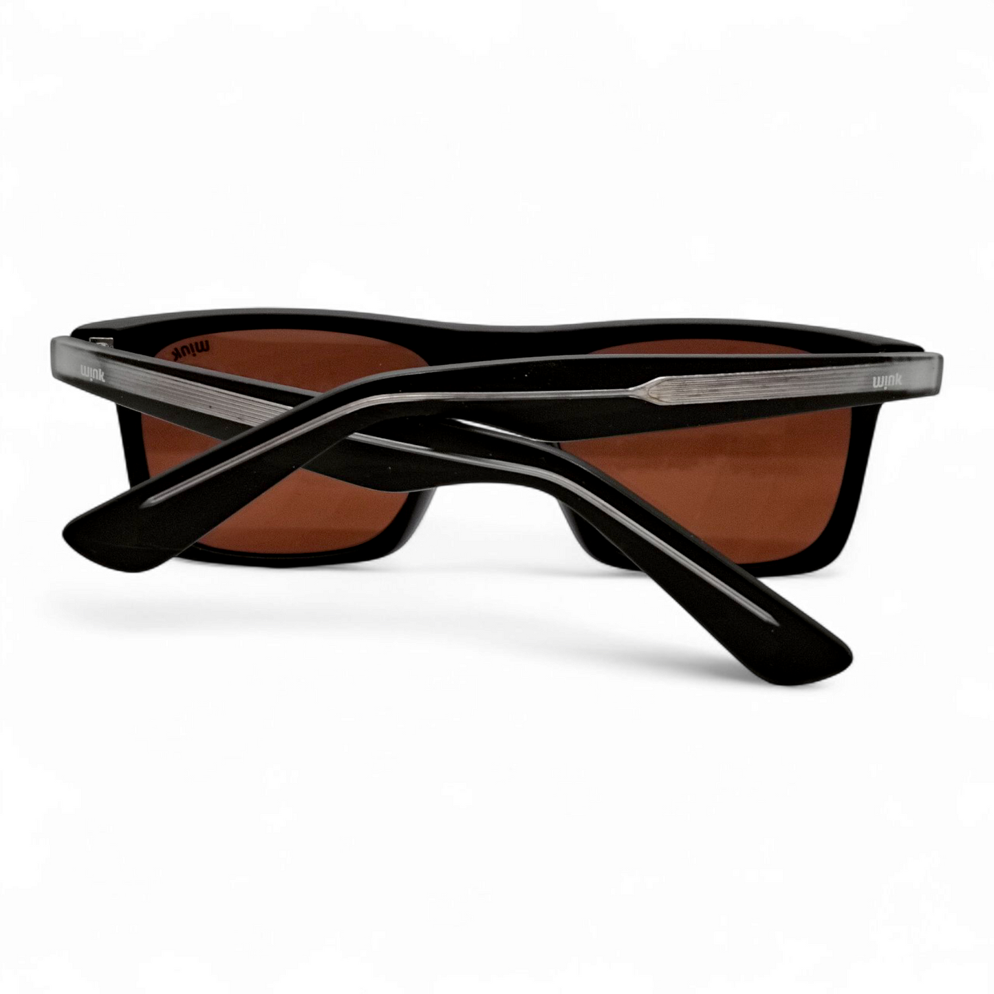 a Wink 119 brown