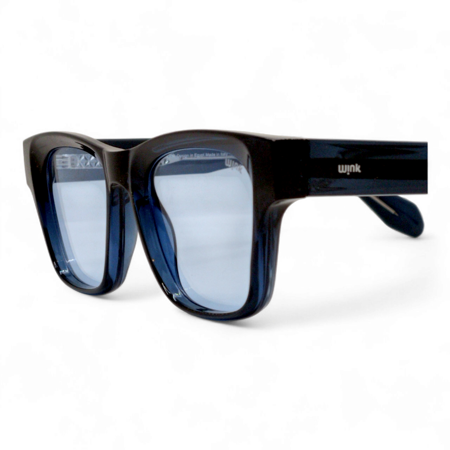 a Wink 121 blue