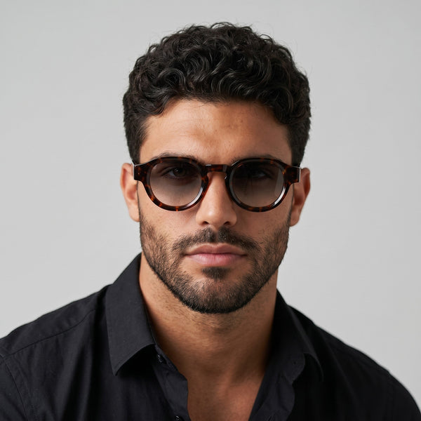 nadaraty eyewear Horus Pro - H 178 tortoiseshell acetate sunglasses with gradient grey lenses and angular temple details.
