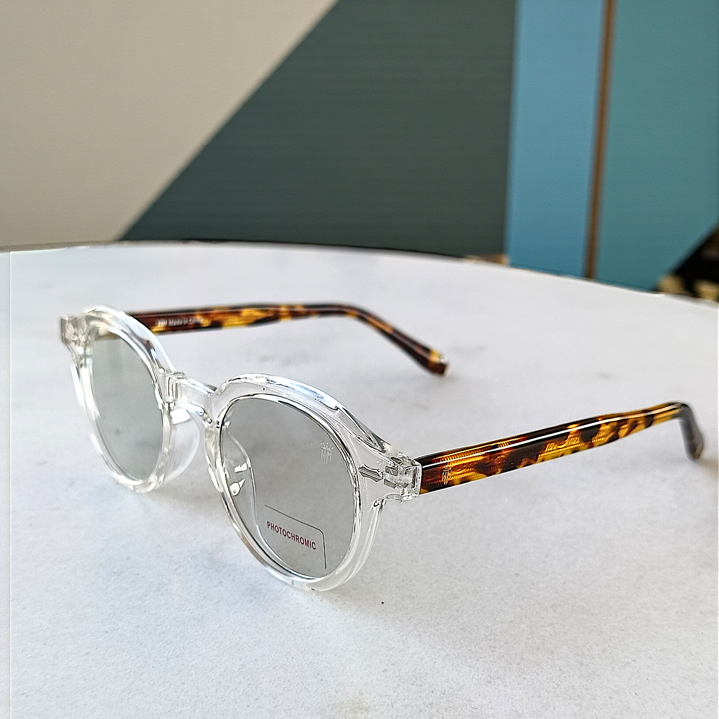 A 114 photocromic clear